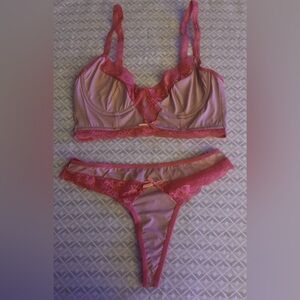 Brand new sexy 2 piece lingerie sleepwear for woman 👩 from Fashion Nova 😻